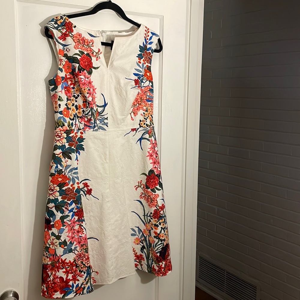 US 12 Adrianna Papell floral dress.
